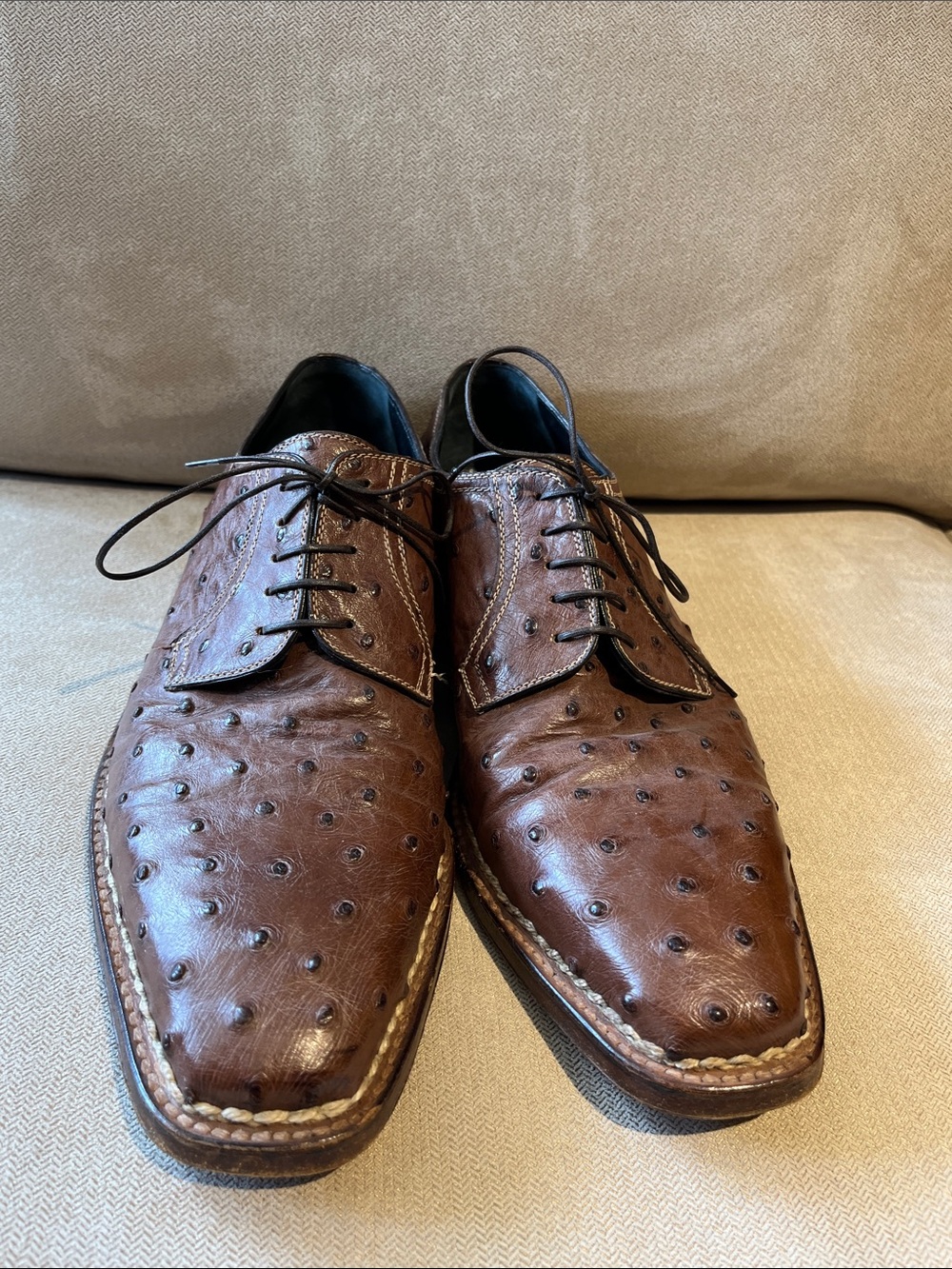 Men's Brown Ostrich-Texture Leather Derby Shoes